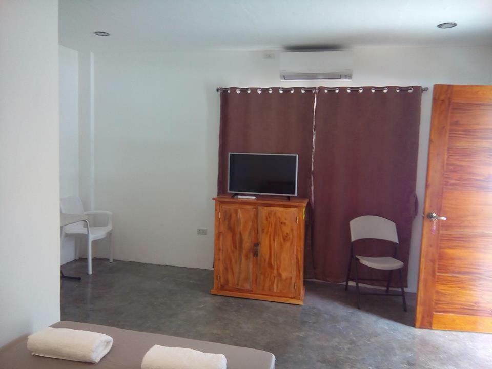 Mother Teresa Rooms And Restaurant ออสลอบ ภายนอก รูปภาพ